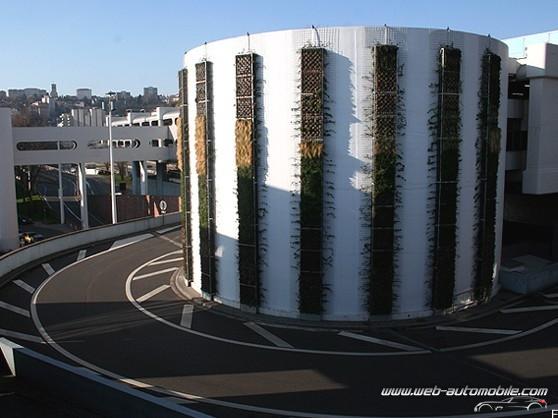 S7-Stationnement-la-depollution-par-les-murs-vegetaux-prouvee-scientifiquement-a-Lyon-76726