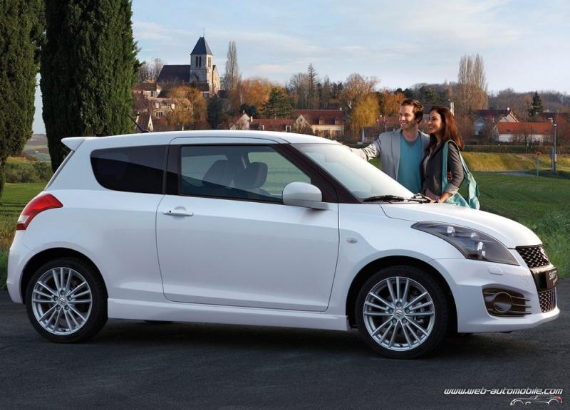 Suzuki-Swift-Sport-2012-02